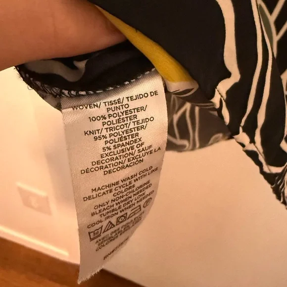 Ann Taylor White and Gray Boxy Blouse - Picture 4 of 5